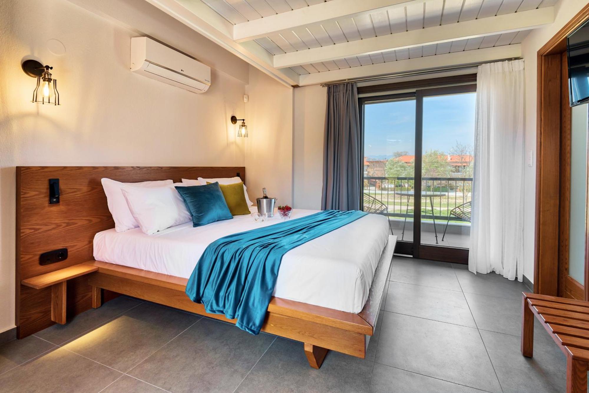 Melia Villas Ierissos Room photo
